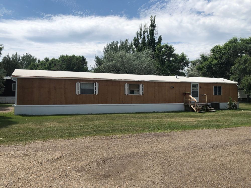 Casitas Del Rio: 1217 W Bell St, Glendive, MT 59330